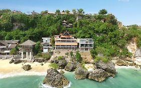 Inn Possible Cliff House